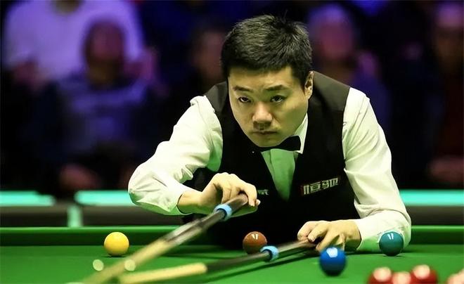 同样重要的 同样重要的