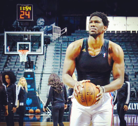 冲撞等动作 冲撞等动作