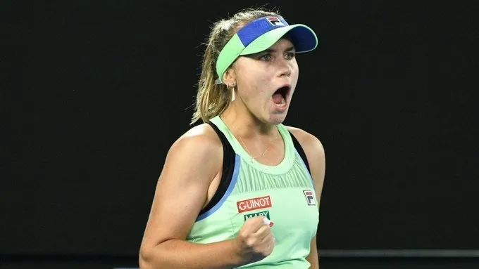 向巅峰的故 向巅峰的故