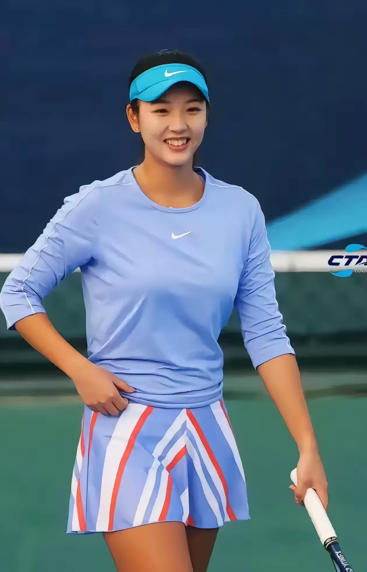 弱侧